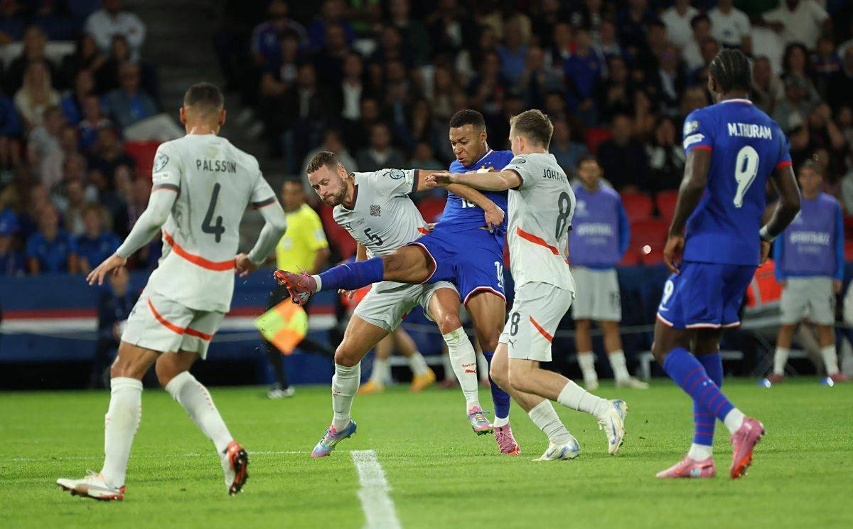 西媒：皇马已开始物色新帅，齐达内和克洛普在列