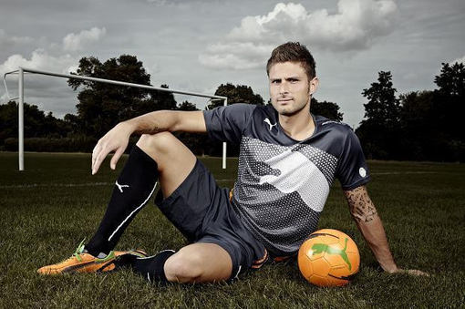 开拓者替补中锋投射出色，但防守和篮板表现令人堪忧