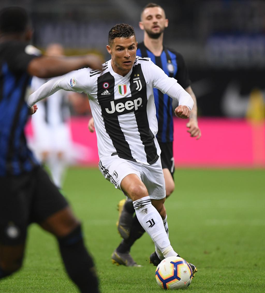 一场5-1狂胜！梅西创造个人新纪录，率领迈阿密国际斩获东部冠军