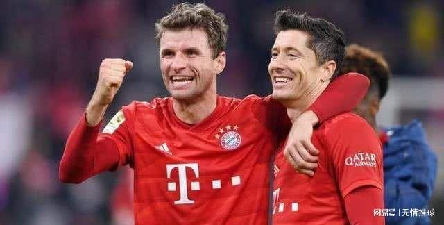 米体：那不勒斯冬窗急需补腰，已联系曼联询问引进梅努可行性