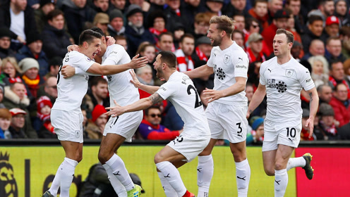 国脚新纹身曝光，引发粉丝讨论