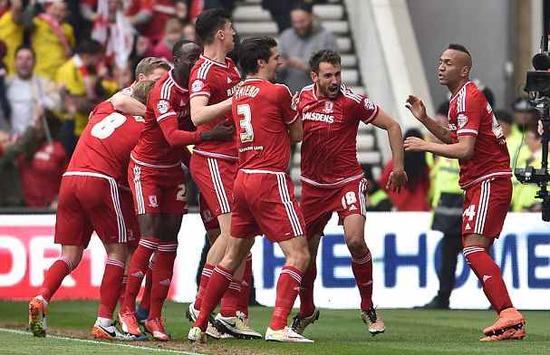 西甲：巴萨主场4-1大胜瓦伦西亚