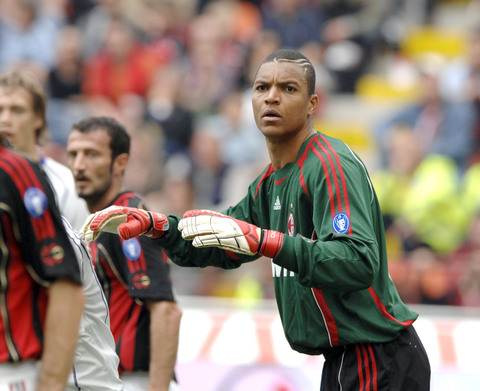 英超球队伤病更新：曼城多名球员缺阵,