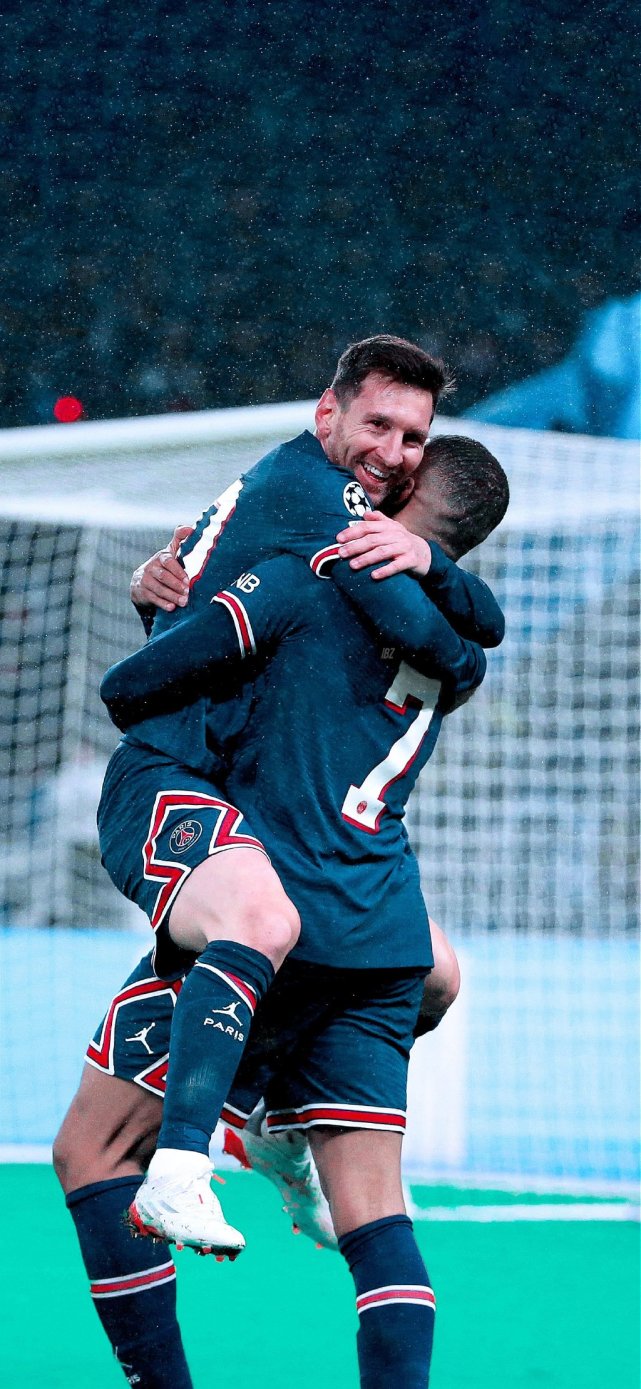 5球5助攻替补封神！国米再追2超新星，夏窗意甲抢人大战一触即发