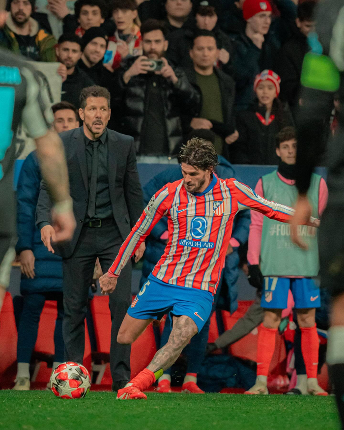 首发出战阿尔巴尼亚，22岁夸安萨英格兰成年队首秀