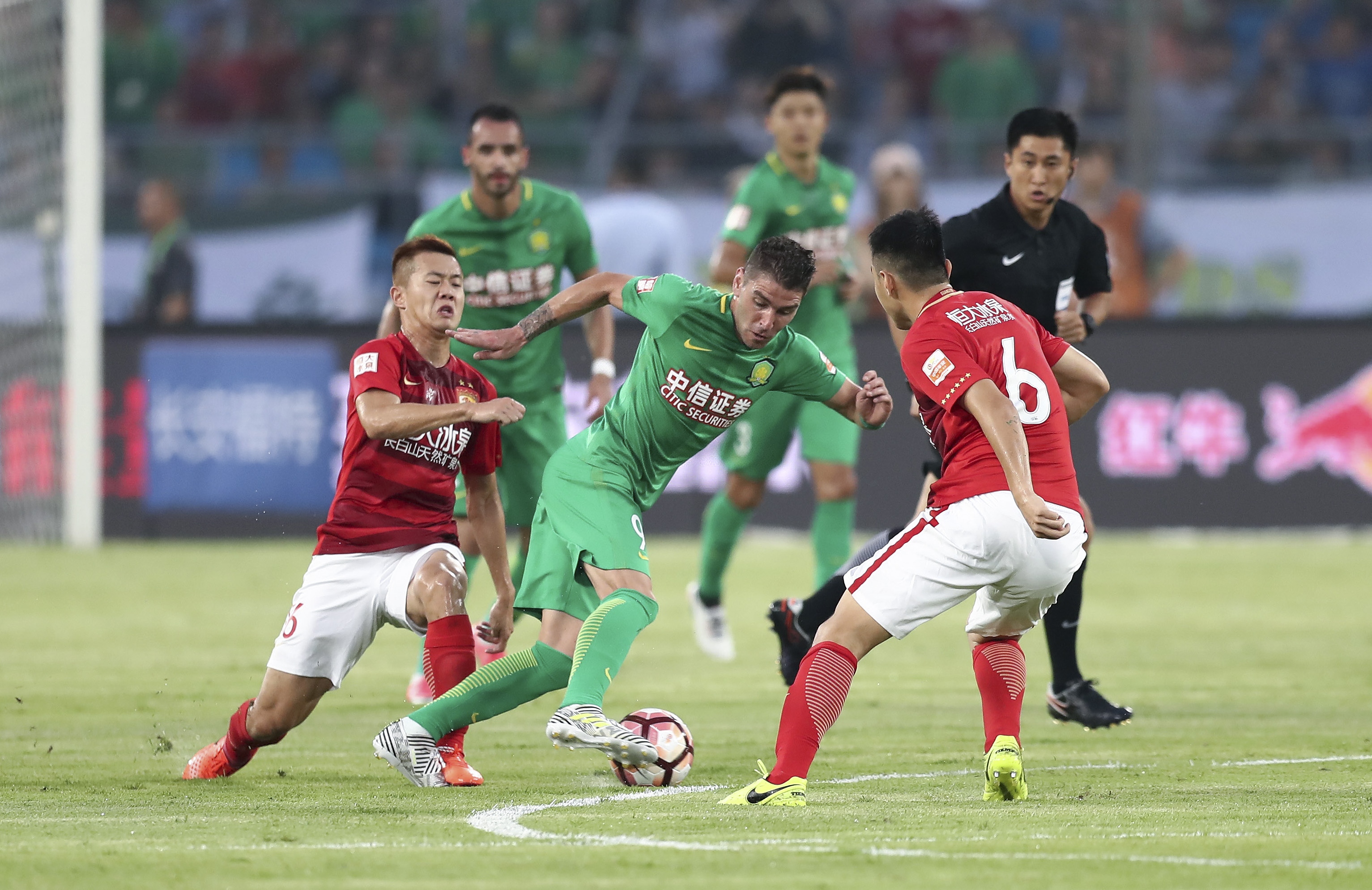 托蒂：斯帕莱蒂是一位优秀的教练；我们还没有谈过曾经的不快